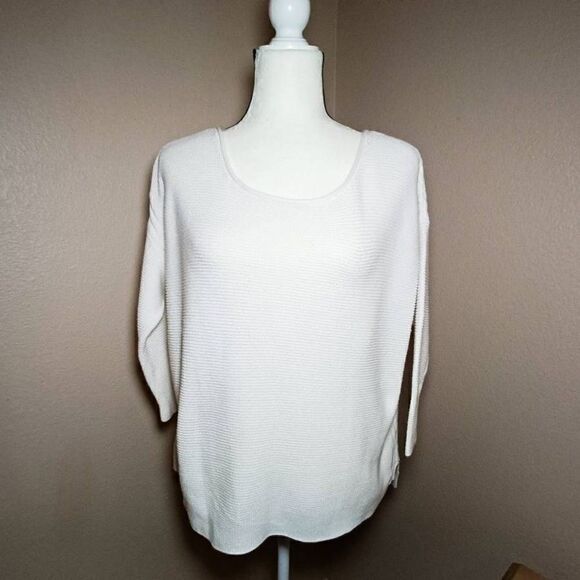 Old Navy sweater - Picture 1 of 7